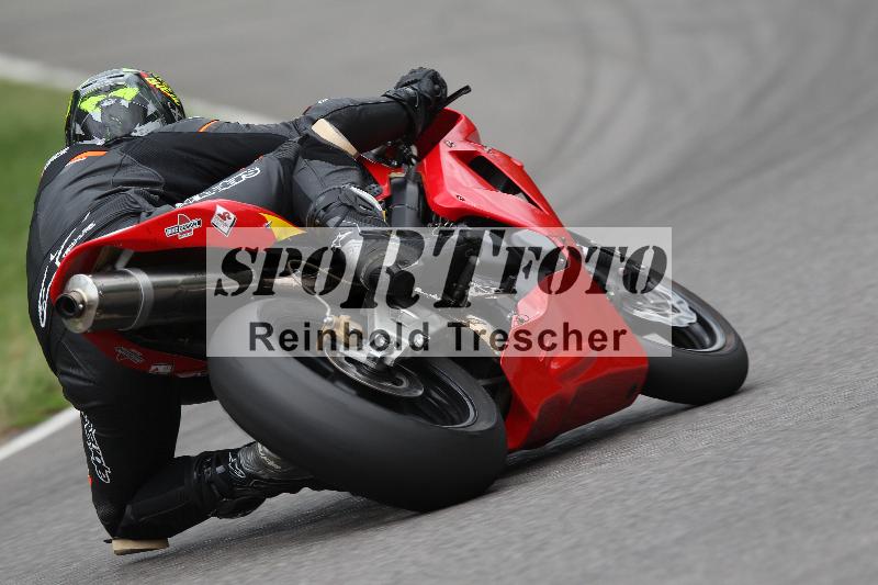 /Archiv-2022/37 07.07.2022 Speer Racing ADR/Gruppe gelb/backside